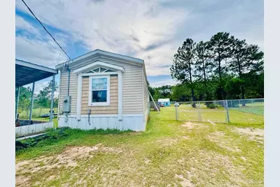 4613 Thoroughbred Dr, Milton, FL 32583 - Photo 1