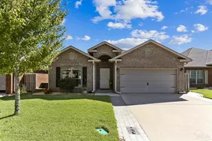 1806 Coast Ct, Gulf Breeze, FL 32563 - Photo 1