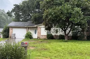 5842 Princeton Dr, Pensacola, FL 32526 - Photo 1