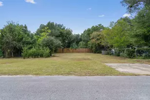 305 Iona St, Pensacola, FL 32507 - Photo 1
