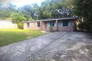 1414 W Clio Dr, Pensacola, FL 32505 - Photo 1