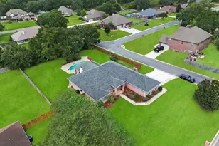 6057 Paige Pointe Dr, Milton, FL 32570 - Photo 1