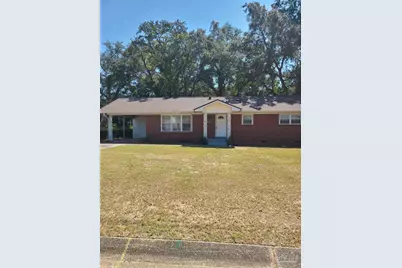 812 Ash Dr, Pensacola, FL 32503 - Photo 1