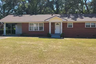 812 Ash Dr, Pensacola, FL 32503 - Photo 1