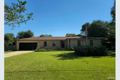 6410 White Oak Dr, Pensacola, FL 32503 - Photo 1