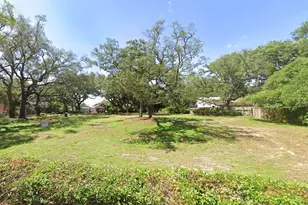 250 Bayshore Dr, Pensacola, FL 32507 - Photo 1