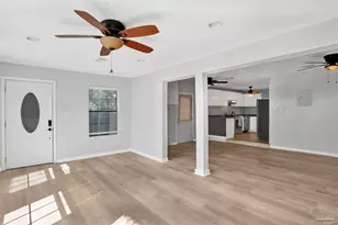 21 N Harris St, Pensacola, FL 32507 - Photo 1