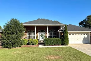 679 Shiloh Dr, Pensacola, FL 32503 - Photo 1