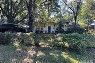 740 Vickery Dr, Pensacola, FL 32514 - Photo 1