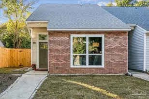 148 Stearns St, Gulf Breeze, FL 32561 - Photo 1