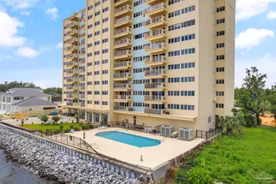 825 Bayshore Dr #206, Pensacola, FL 32507 - Photo 1