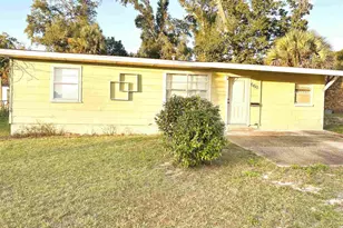 660 W Lloyd St, Pensacola, FL 32501 - Photo 1
