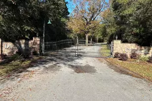 3106 Diamond Creek Dr, Pace, FL 32571 - Photo 1