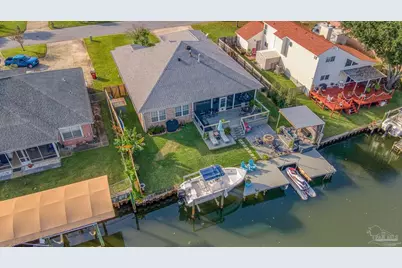 1616 Kauai Ct, Gulf Breeze, FL 32563 - Photo 1