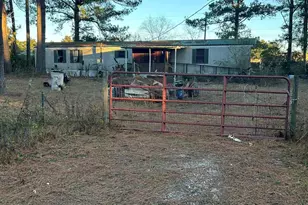 5557 Sunkist Cir, Pace, FL 32571 - Photo 1