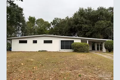 704 Woodland Dr, Pensacola, FL 32503 - Photo 1