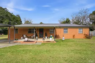 7170 Peninsula Dr, Pensacola, FL 32526 - Photo 1