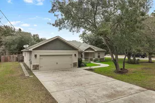 8072 San Pedro Plaza, Navarre, FL 32566 - Photo 1