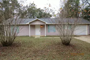 526 Greenberry Dr, Cantonment, FL 32533 - Photo 1