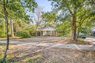 204 S Sunset Blvd, Gulf Breeze, FL 32561 - Photo 1