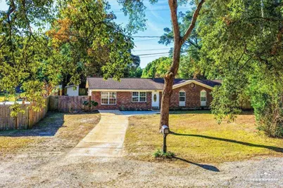6121 Rawson Ln, Pensacola, FL 32503 - Photo 1