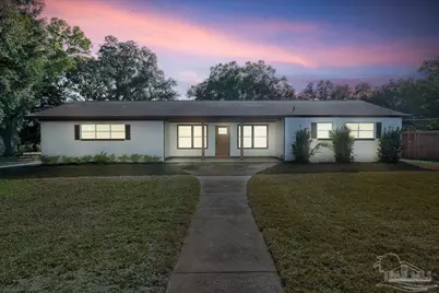 2001 Saddlebrook Dr, Pensacola, FL 32526 - Photo 1