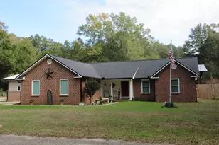 6728 Tyler Dr, Milton, FL 32570 - Photo 1