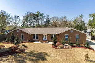 1009 Fleming Dr, Pensacola, FL 32514 - Photo 1