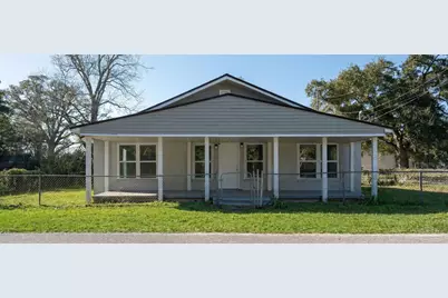 2417 N V St, Pensacola, FL 32505 - Photo 1