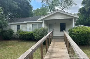 529 Selina St, Pensacola, FL 32503 - Photo 1