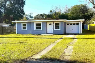 9 Janet St, Pensacola, FL 32506 - Photo 1