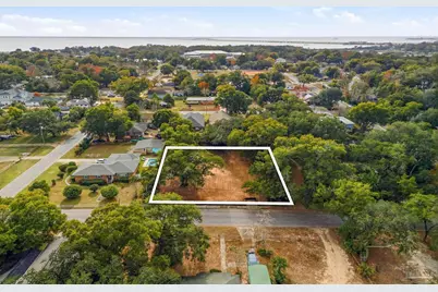 2907 E Lee St, Pensacola, FL 32503 - Photo 1