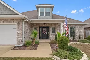 1524 Areca Palm Dr, Gulf Breeze, FL 32563 - Photo 1
