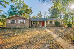 6195 Tisdale Ln, Pensacola, FL 32526 - Photo 1