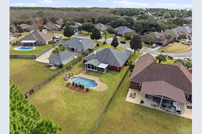 1635 Woodlawn Way, Gulf Breeze, FL 32563 - Photo 1