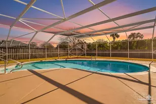 1005 Chandelle Lake Dr, Pensacola, FL 32507 - Photo 1