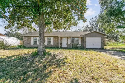 445 W Kingsfield Rd, Cantonment, FL 32533 - Photo 1