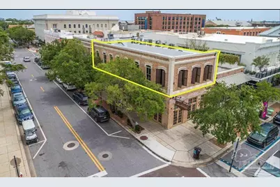 1 E Zarragossa St #B, Pensacola, FL 32502 - Photo 1