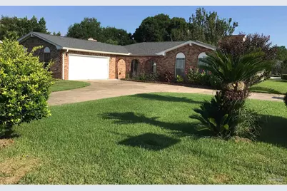 6852 Lake Joanne Dr, Pensacola, FL 32506 - Photo 1