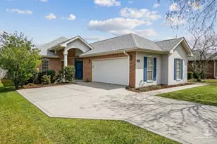 4118 Oak Pointe Dr, Gulf Breeze, FL 32563 - Photo 1