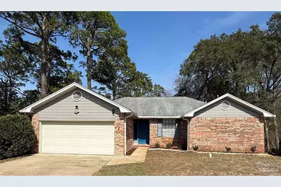 208 Elliott Dr, Mary Esther, FL 32569 - Photo 1
