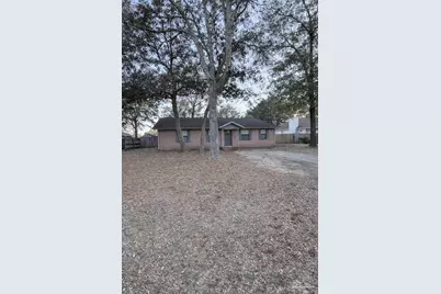 6023 Hamilton Bridge Rd, Milton, FL 32570 - Photo 1