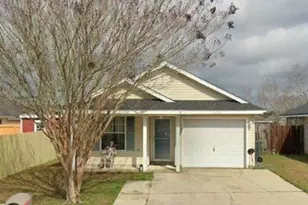 2332 Bur Oak Dr, Cantonment, FL 32533 - Photo 1