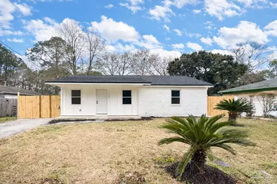 1261 Hawthorn Dr, Perdido Key, FL 32507 - Photo 1