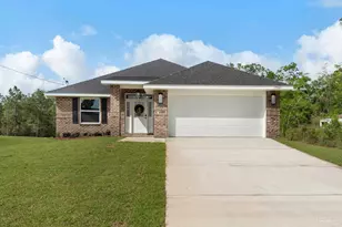 7945 Twin Lake Dr, Milton, FL 32583 - Photo 1