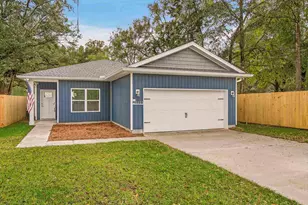 6115 Carroll Rd, Milton, FL 32583 - Photo 1