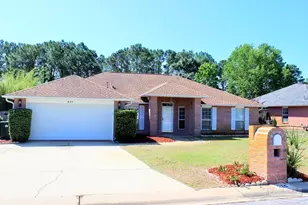 625 Downhaul Dr, Pensacola, FL 32507 - Photo 1