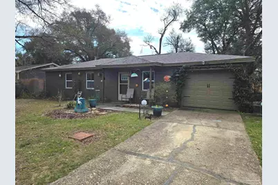 209 Marine Dr, Pensacola, FL 32507 - Photo 1