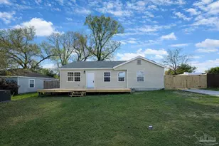 132 Elm St, Pensacola, FL 32506 - Photo 1