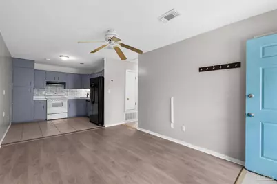 1301 Redwood Ln #A, Gulf Breeze, FL 32563 - Photo 1